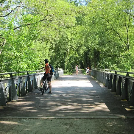 Апартаменты Des Arts - Litterature Dans Le Perche Remalard