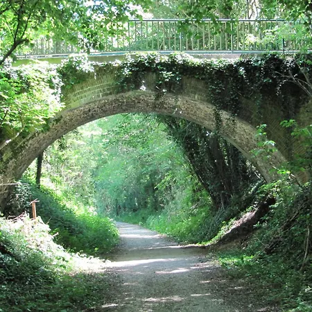 Διαμέρισμα Litterature Dans Le Perche *