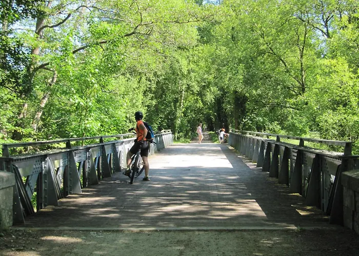 Apartment Des Arts - Litterature Dans Le Perche Remalard